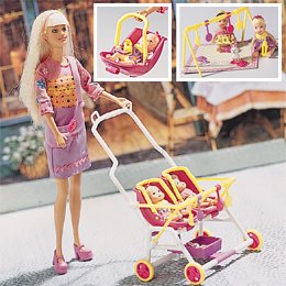 STROLL N PLAY BARBIE AND KRISSY