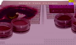 Bare Escentuals WEARABLE EYE KIT - MEET THE PLUMS (3 Products)