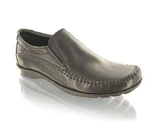 Fabulous Leather Loafer With Stitch Detail