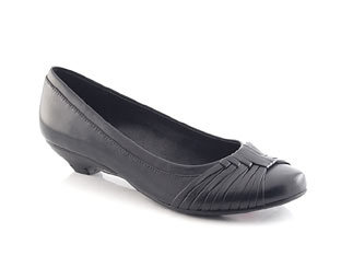 Leather Casual Shoe With Low Heel - Junior
