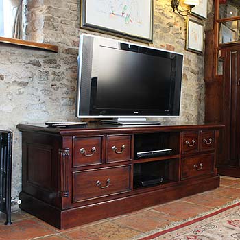 Baumhaus Rococa Solid Mahogany DVD Storage Widescreen TV