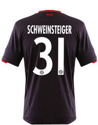 Adidas 2010-11 Bayern Munich 3rd Shirt (Schweinsteiger