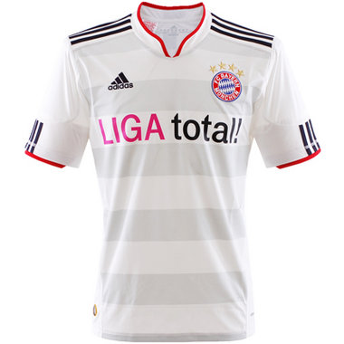 Bayern Munich Adidas 2010-11 Bayern Munich Adidas Away Football Shirt