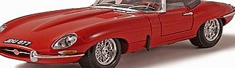 Bburago Jaguar E Type Convertible (1961) Diecast Model Car (1:18 Scale) (Colours May Vary)