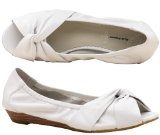 BEARPAW Hush Puppies Womens Rapture Peep Toe Sandal White