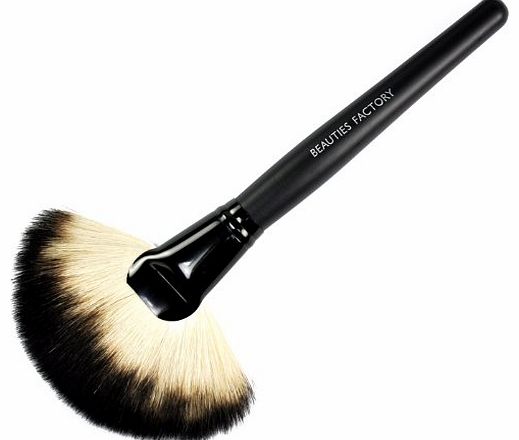 Beauties Factory Large Fan Brush