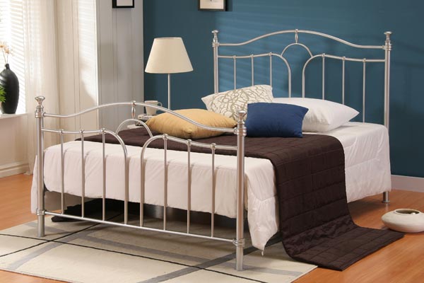 Bedworld Discount Keswick Metal Bed Frame Double 135cm