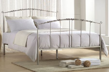 Bedworld Discount Maple Bed Frame Double 135cm