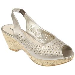 Female Brio703 in Pewter