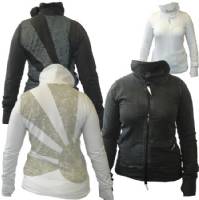 Bench RISING SUN FUNNEL NECK - BLE710