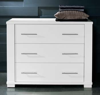 Bentley Designs Metric 3 Drawer Chest in White - WHILE STOCKS