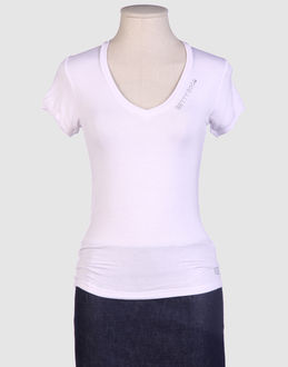 BETTY BOOP TOPWEAR Short sleeve t-shirts WOMEN on YOOX.COM
