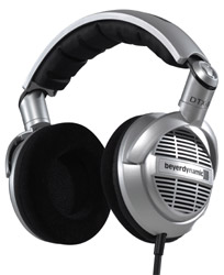 Beyer Dynamic DTX900
