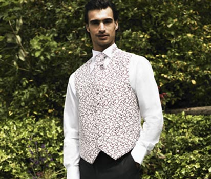 bhs Menand#39;s white wing collar shirt