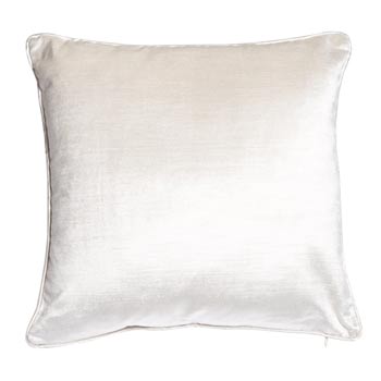 Shining velvet cushion