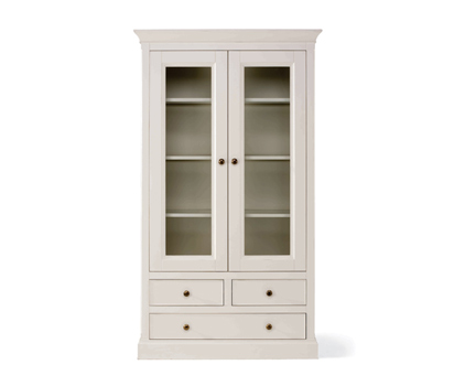 Winchester display cabinet