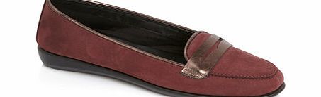 Womens TLC Wine Contrast Tab Loafer, wine