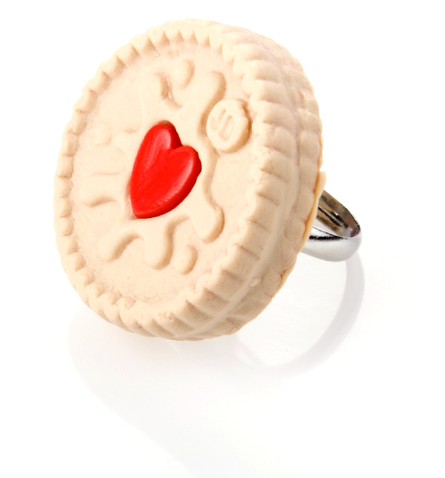 Jammie Dodger Ring from Bits and Bows