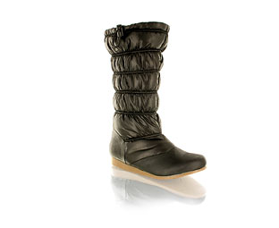 Quilted Casual Boot With Ruche Detail