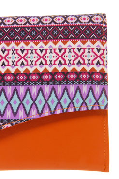 boohoo Adie Tribal Clutch Female