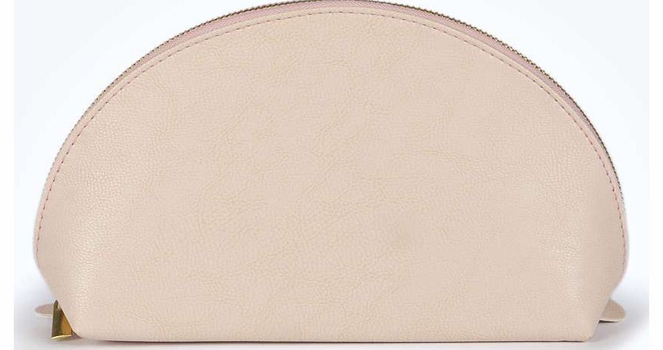 boohoo Charlie Faux Leather Make Up Wash Bag - nude