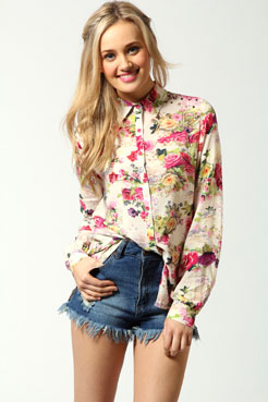Gemma Floral Print Blouse With Gold Studed Front