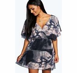 boohoo Jess Angel Sleeve V Front Chiffon Skater Dress -