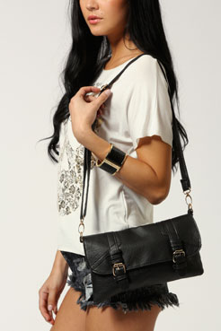 Lilliah Metallic Clutch Female