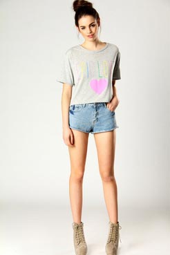 Boohoo Lilly Epic Love T-Shirt