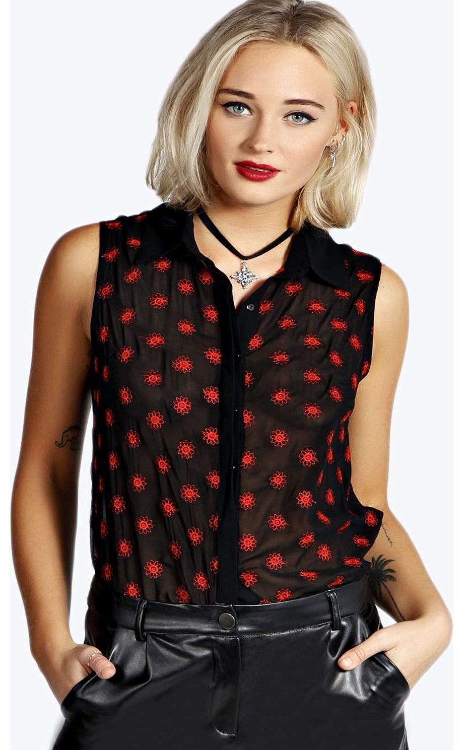 boohoo Lucy Embroidered Blouse - red azz14375