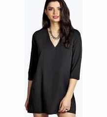boohoo Lydia Deep V Front 3/4 Sleeve Shift Dress -