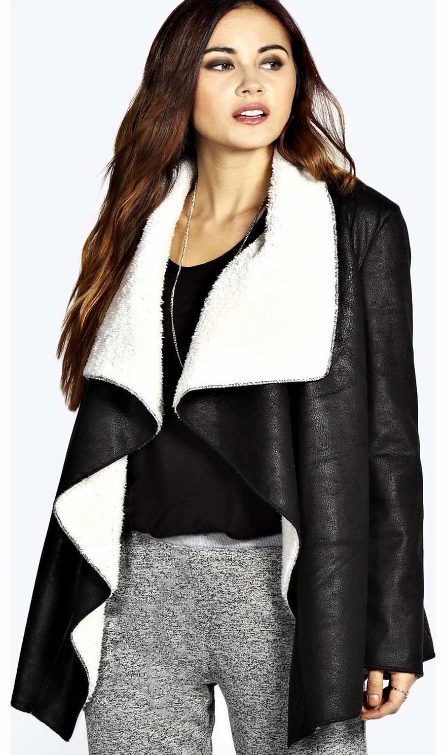 boohoo Molly Sherpa Lined Waterfall Jacket - black