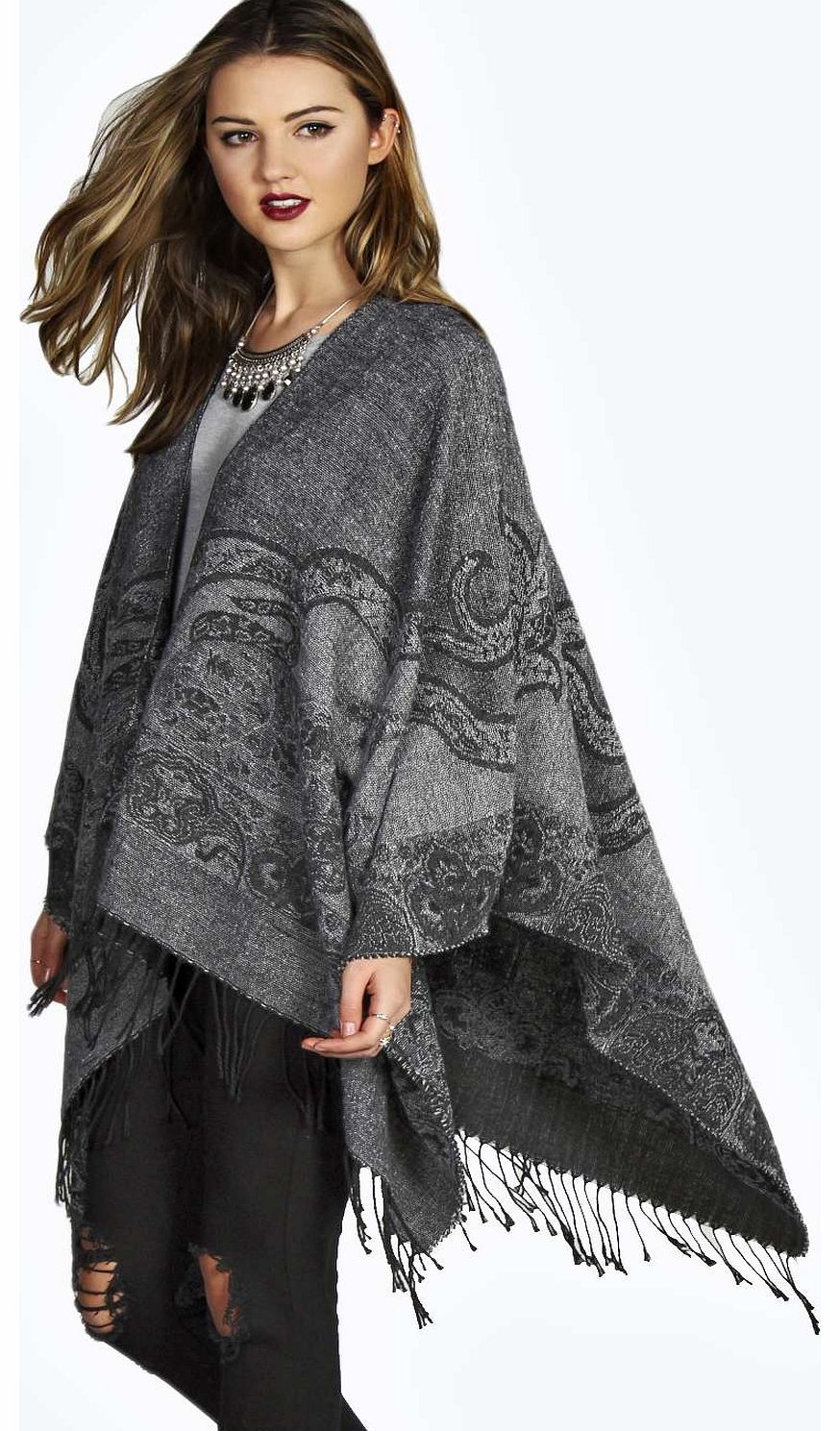 boohoo Poppy Paisley Blanket Cape - white azz15494