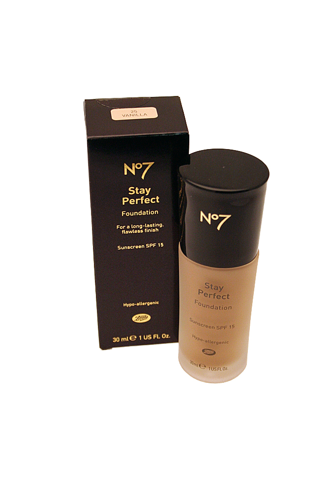 Boots No.7 Stay Perfect Foundation SPF15 30ml