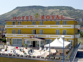 BOSA Hotel Royal