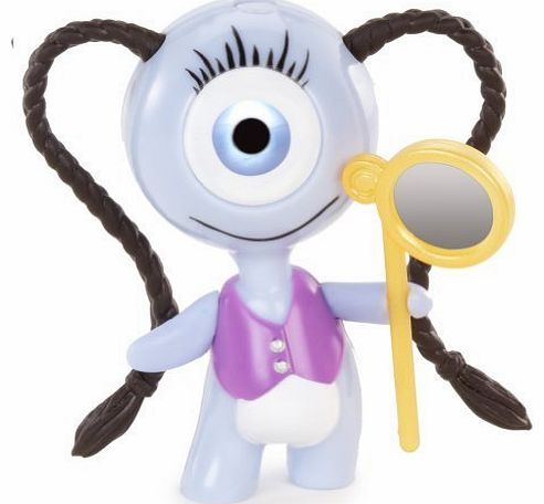 Bratz llaz Yasmina Clairvoya Pet - Winkers by Bratz