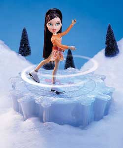 Bratz On Ice Ice Rink Playset with Exclusive Maribel Doll