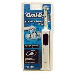 Oral B Advanced Power 900 Toothbrush - size: Single Item