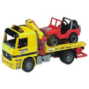 Bruder MB Breakdown Truck and Jeep