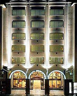 Bedford Hotel & Congress Centre