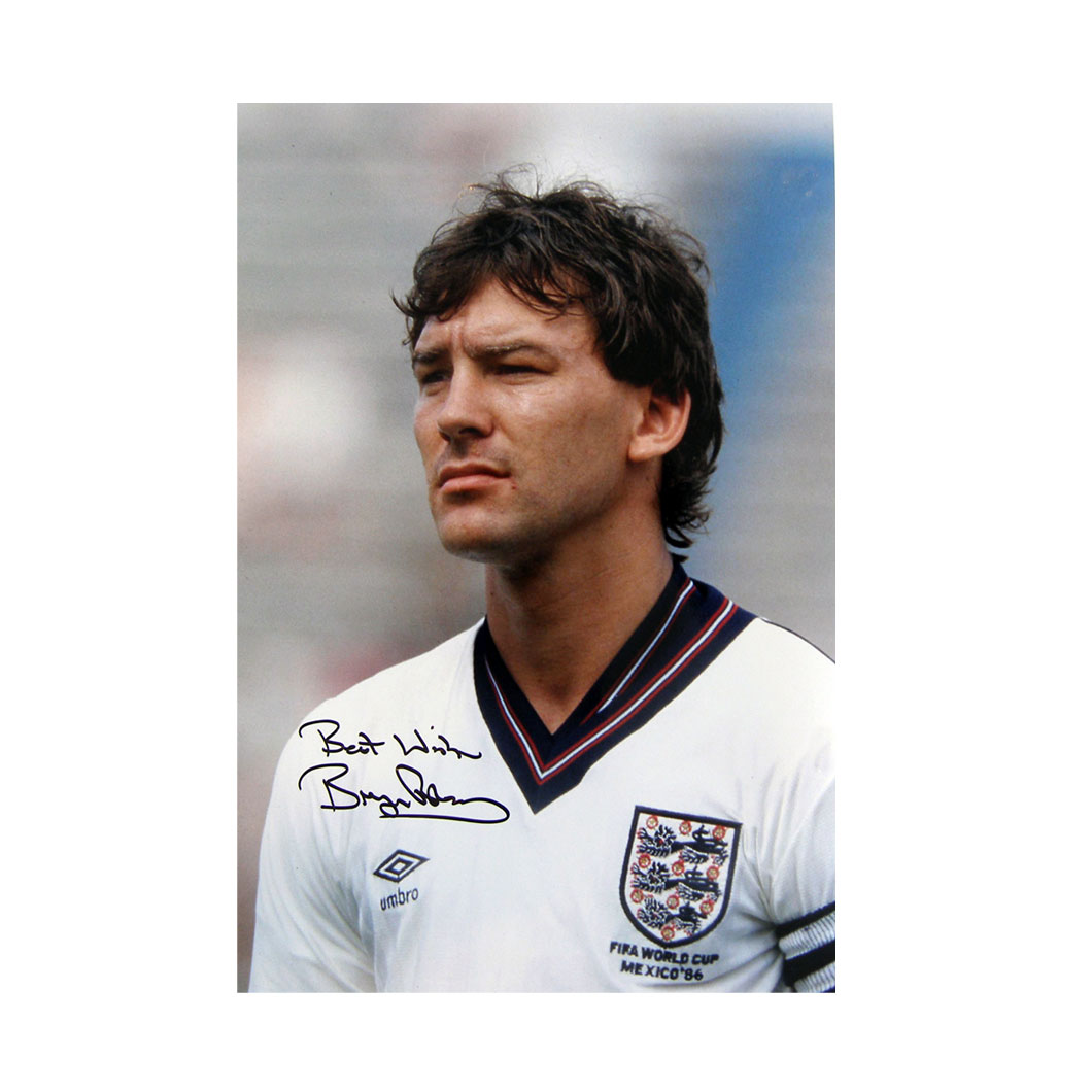 Bryan Robson Signed England Photo - Englandand#39;s Captain