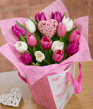 Bunches.co.uk Mums Tulip Gift Bag FBMTB