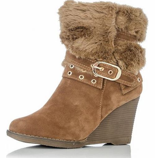 Camel Eyelet Fur Wedge Ankle Boots