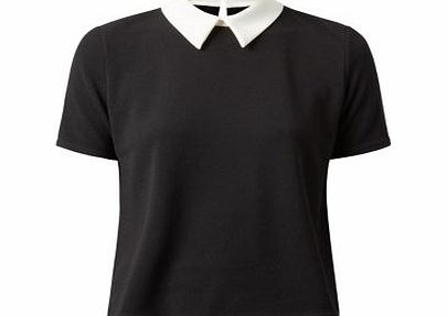 Cameo Rose Black Contrast Collare Boxy T-Shirt