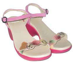 CAMP TWNS ICE CREAM SANDAL