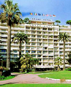 CANNES Le Grand Hotel