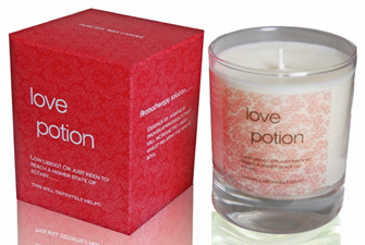 Canova Love Potion Aromatherapy Candle