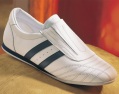 ching two-stripe casual slip-on shoes