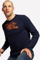 long sleeved T-shirt