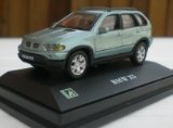BMW X5 in Light Green Scale 1/72